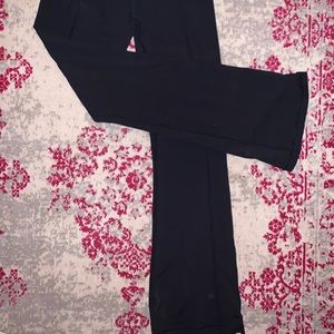 Lululemon yoga pants